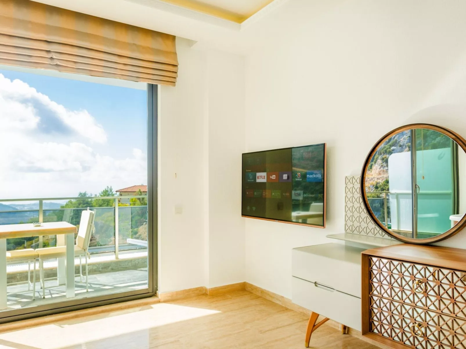 Villa Infinity Mountain mit Pool in Kalkan-Binnen