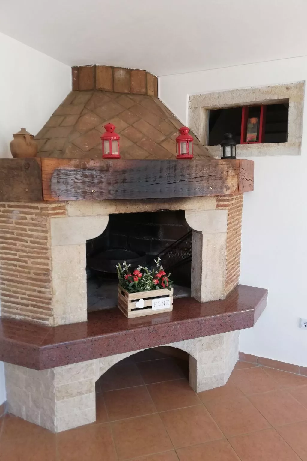 Haus Mirelia für zwei Personen mit Garten-Image-tags.info