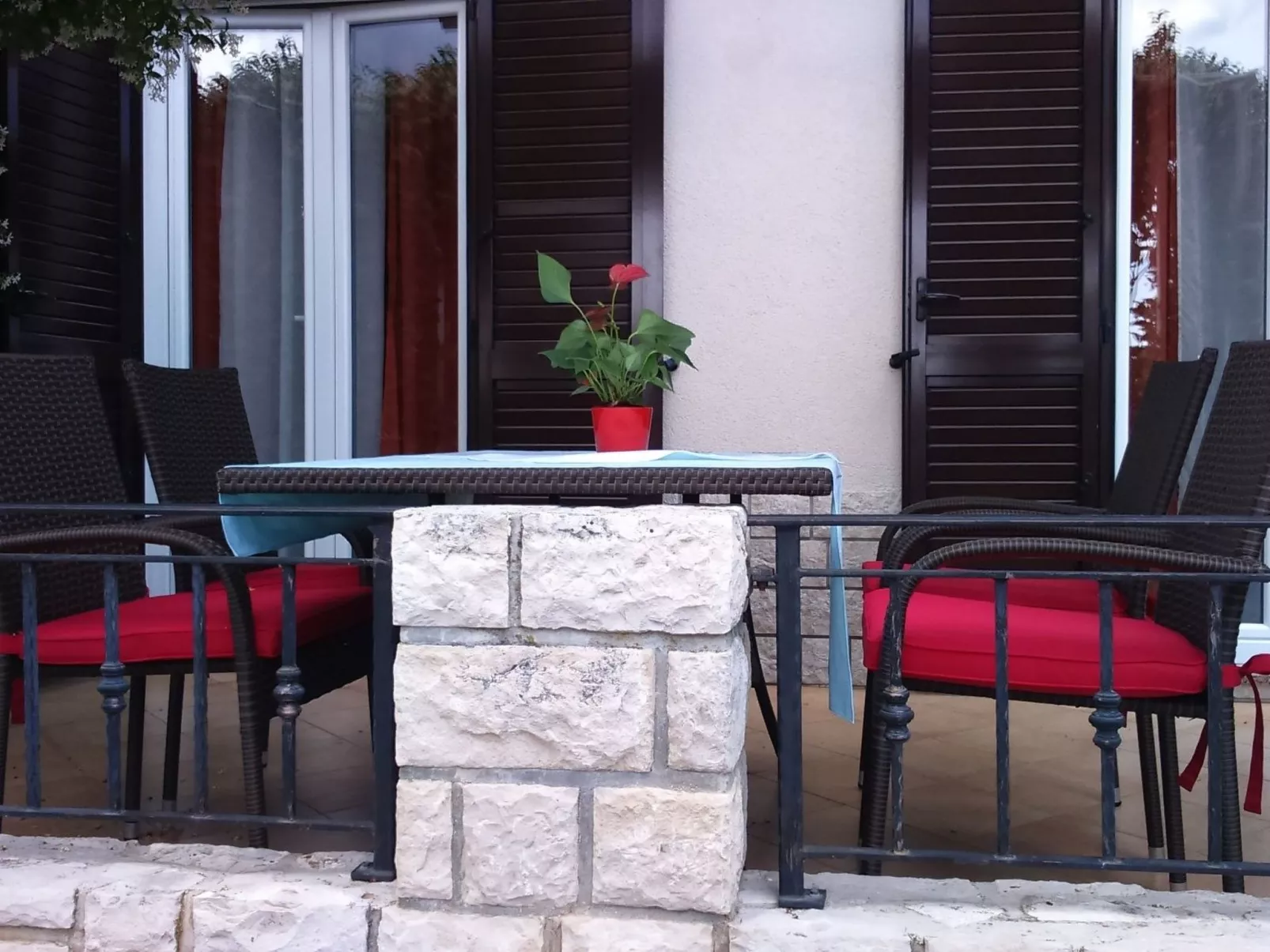 Mimosa,Wohnblock 1-Buiten