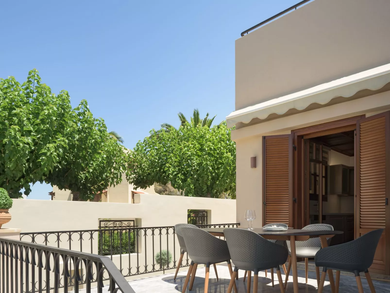 Neu renovierte Familienvilla mit privatem Pool BBQ-Image-tags.info