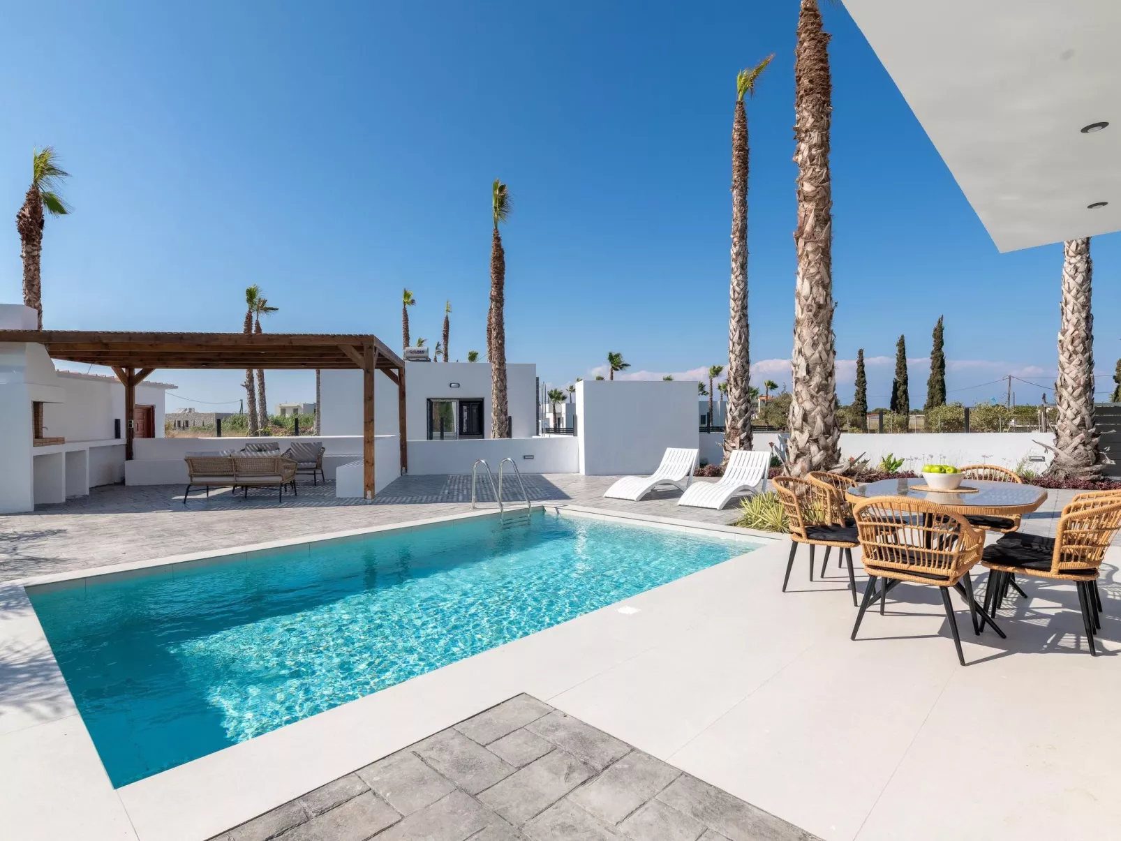 "Davlakos Villa Eve"