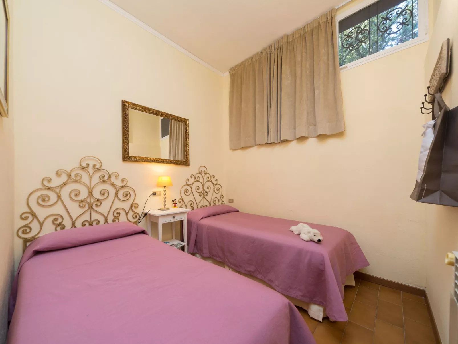 Unterkunft mit Panoramaterrasse, für 4 Personen-Binnen