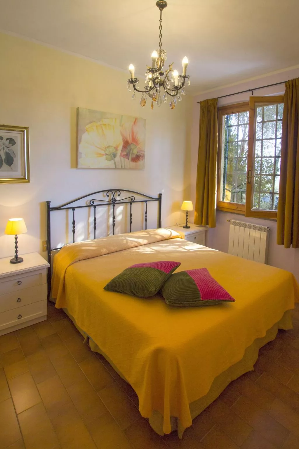 Komfortable Wohnung mit eigener Terrasse-Binnen