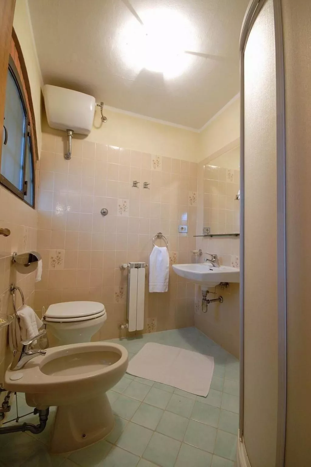 Prächtige Unterkunft mit Terrasse, Klimaanlage-Binnen