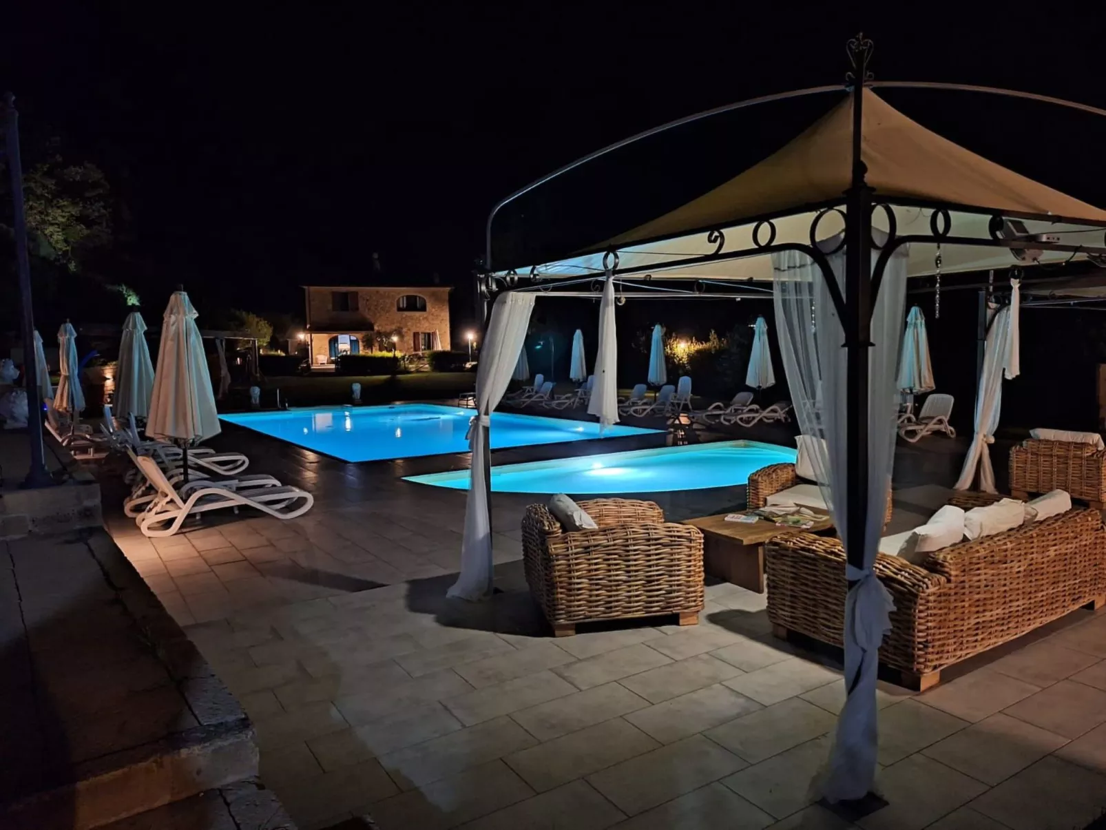 ZWISCHEN DEM LAND UND DEM MEER-Binnen