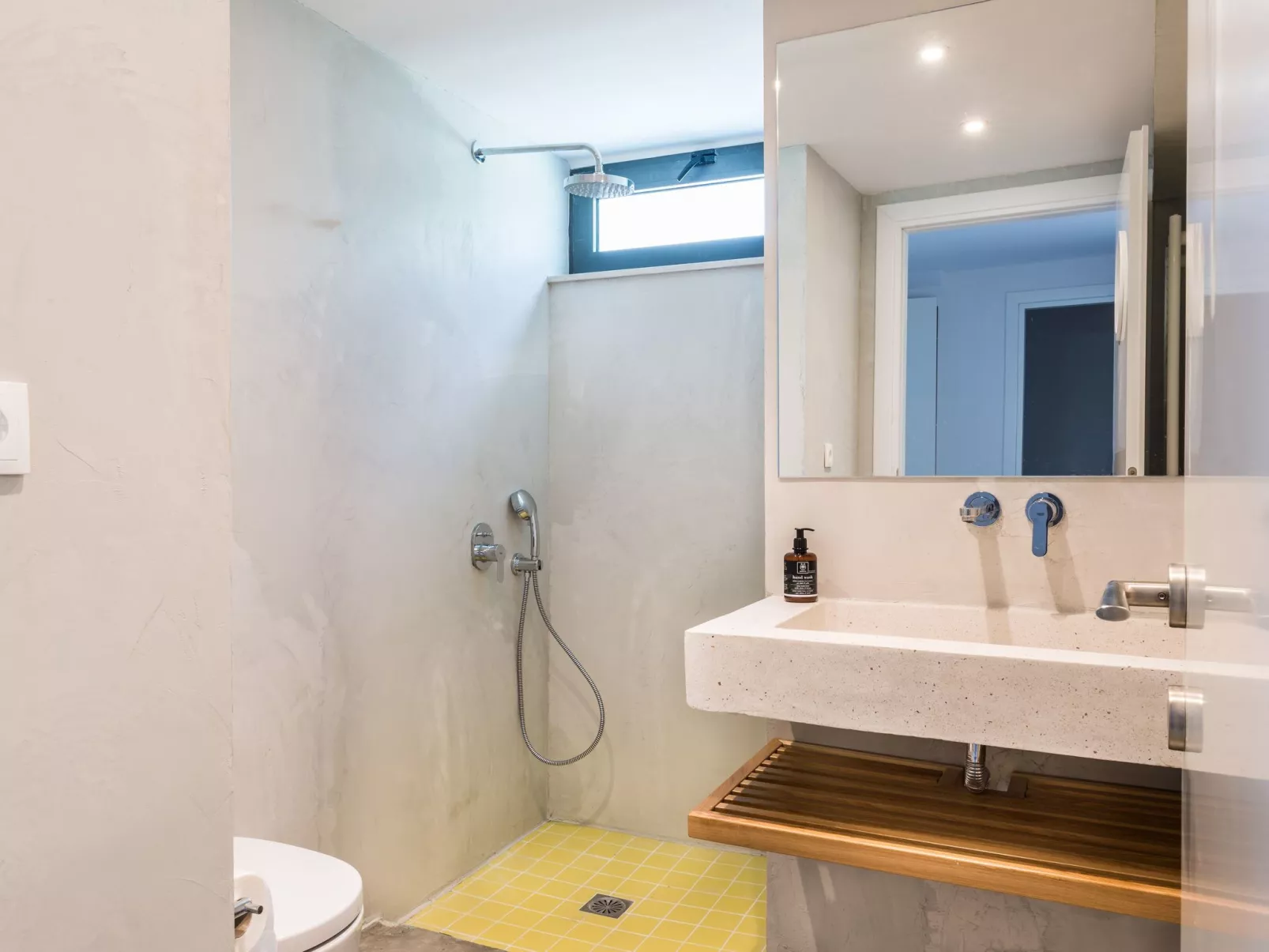 Ferienvilla mit beheiztem Pool und schöner Aussicht-Image-tags.info