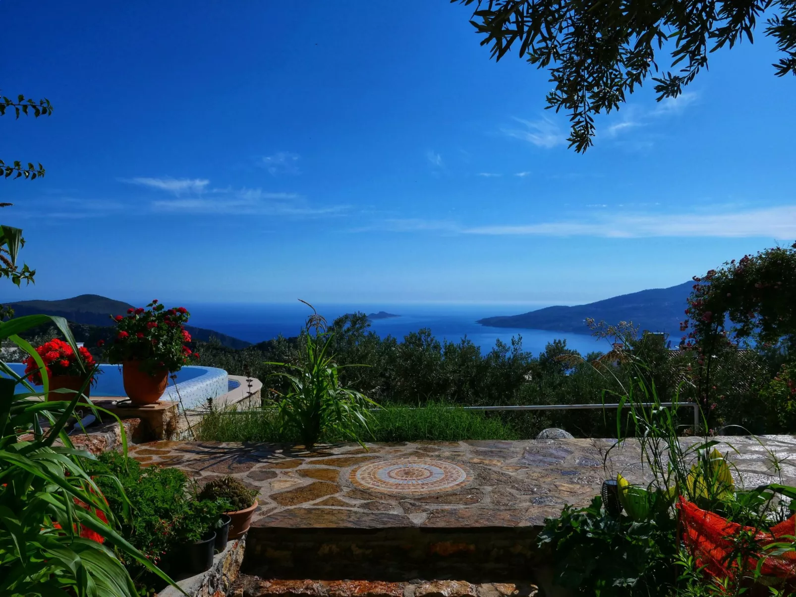Rustikales Natursteinhaus an der Bucht von Kalkan-Buiten