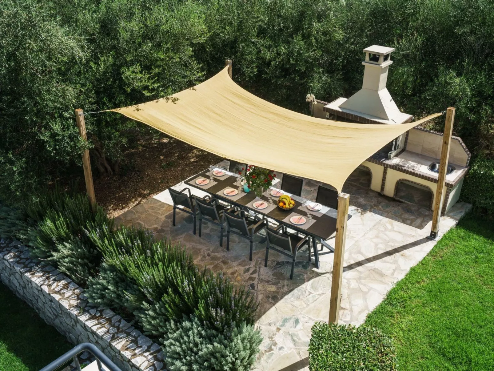 Villa mit Pool, Spielplatz, Pingpong und Grillplatz-Image-tags.info