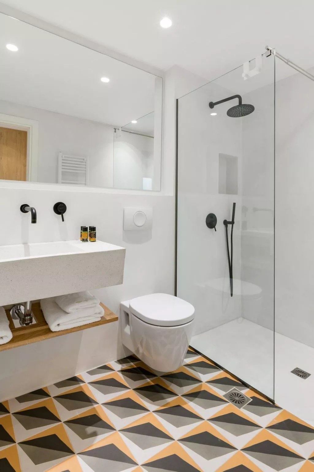 Ferienvilla "Fos" mit Blick auf das Wasser-Image-tags.info