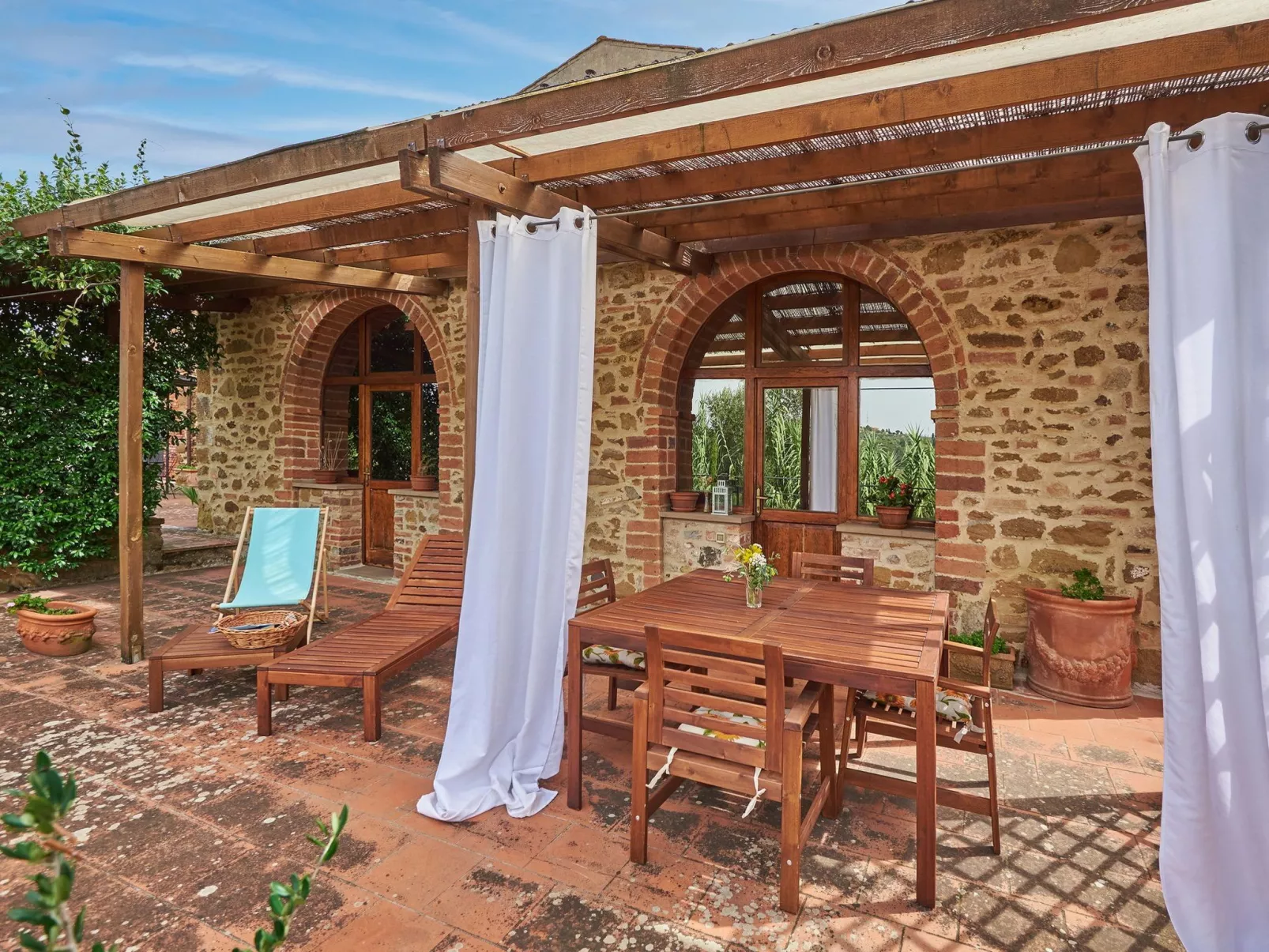 "Dalia castellett - Buiten