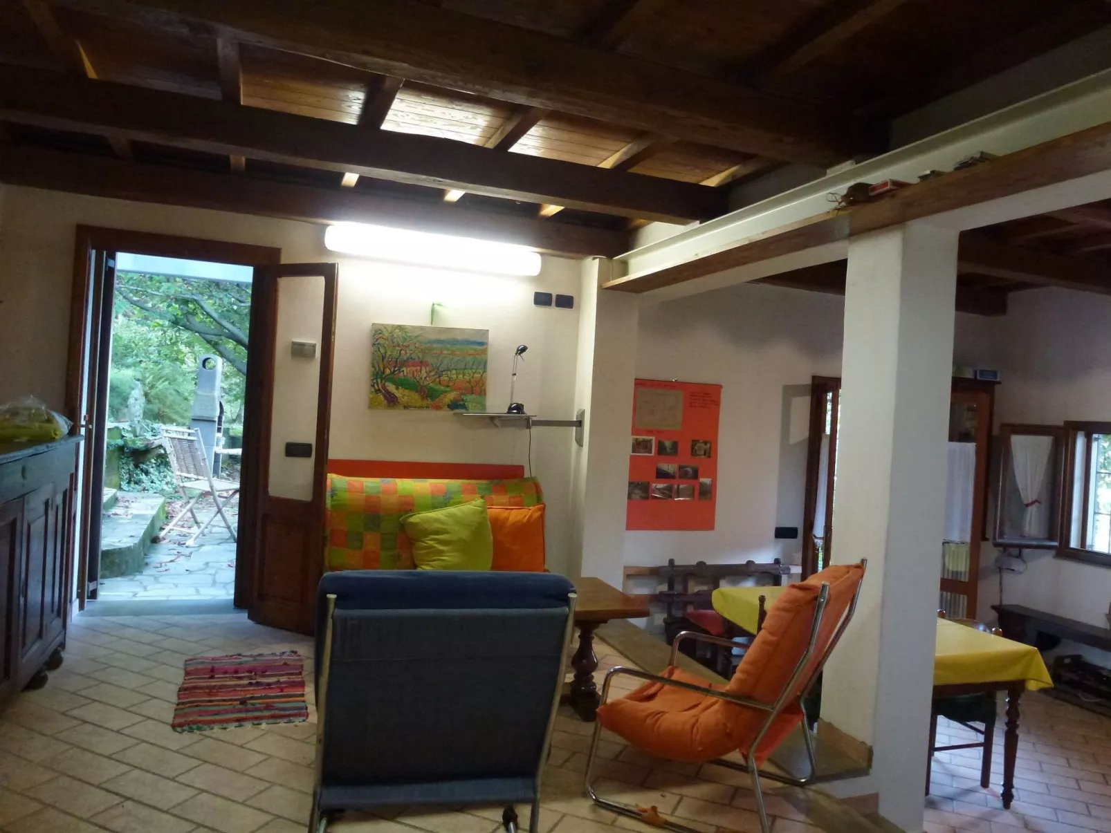 Mit Blick auf das Wasser-Binnen