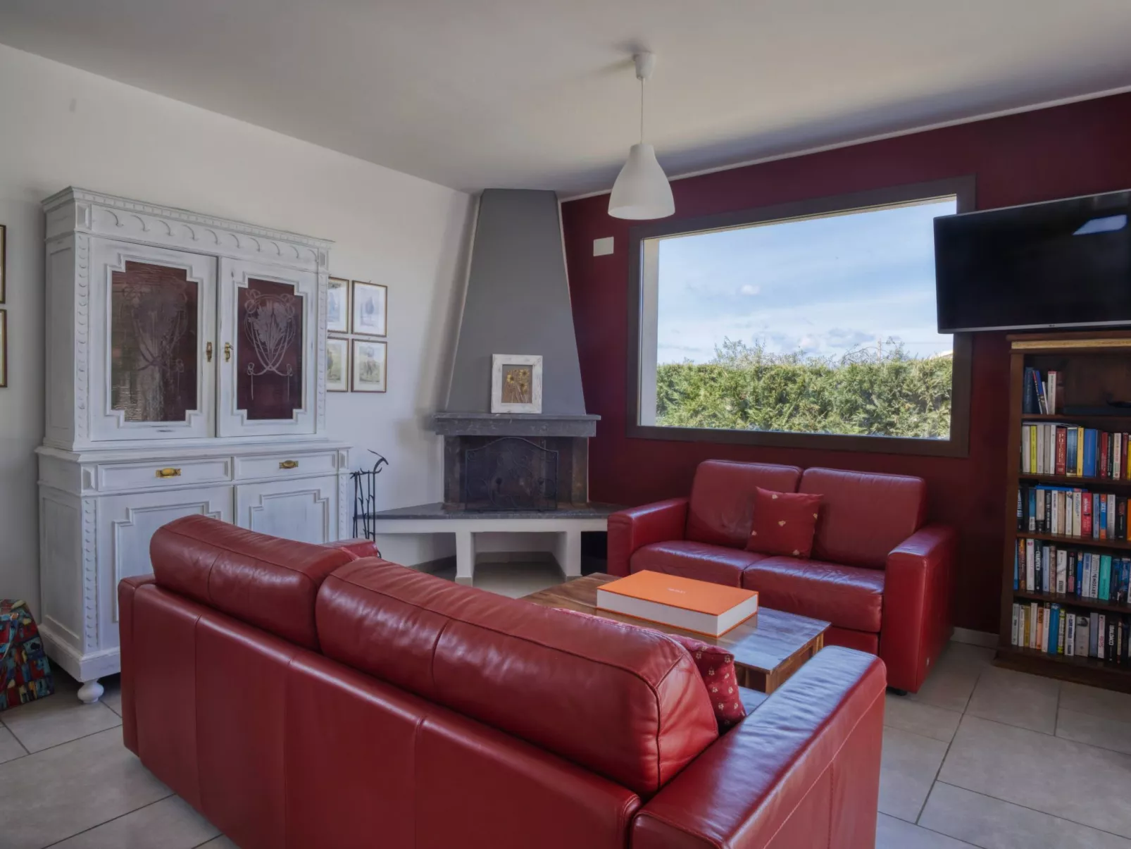 Villa of Wings-Binnen