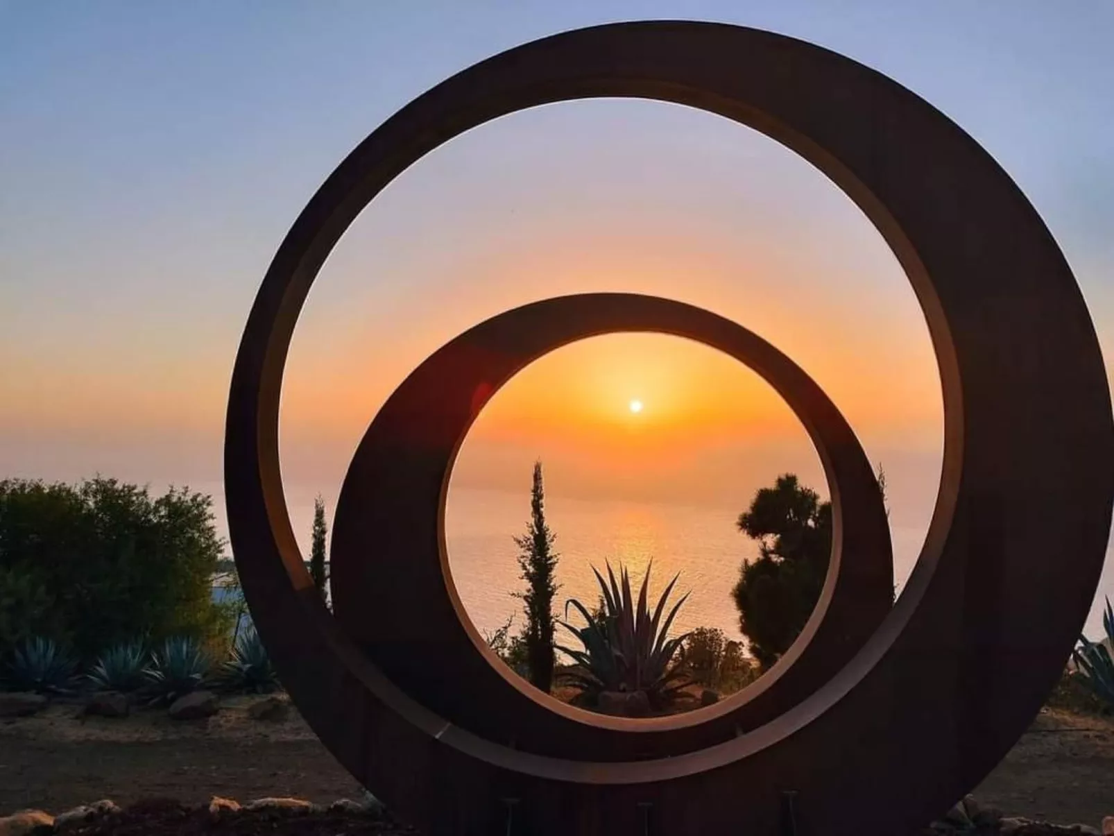 Villa Infinite Place-Image-tags.info