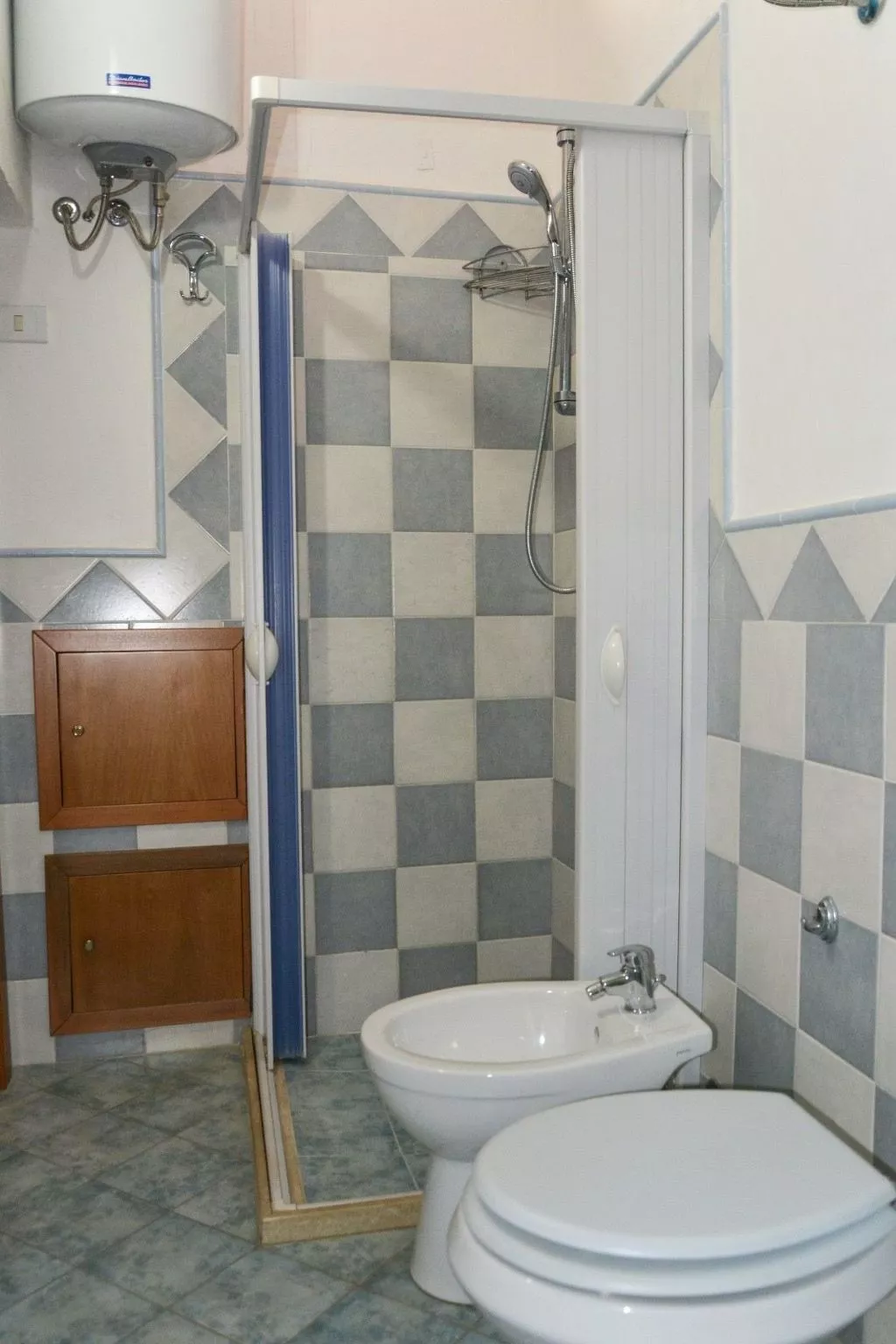 'Apartment' mit Grill-Image-tags.info