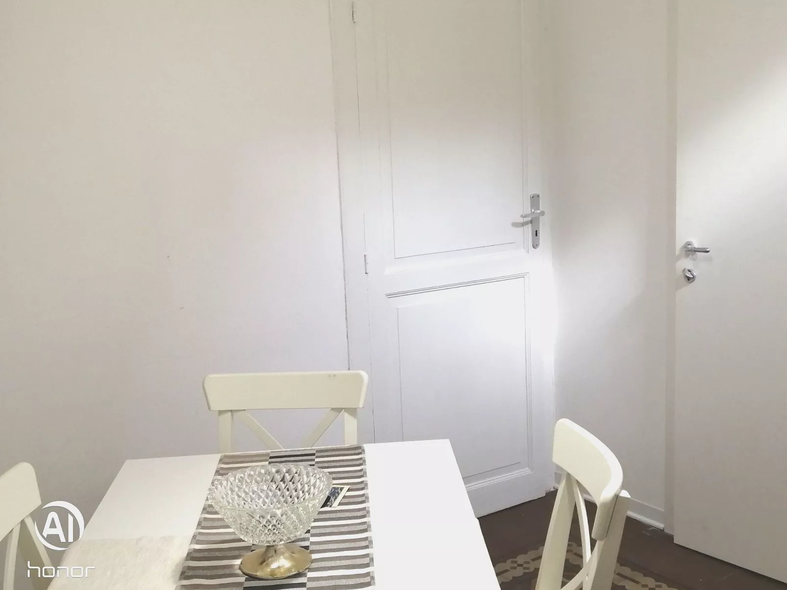 Wohnung im Zentrum mit Balkon, in der Nähe des Meeres-Binnen