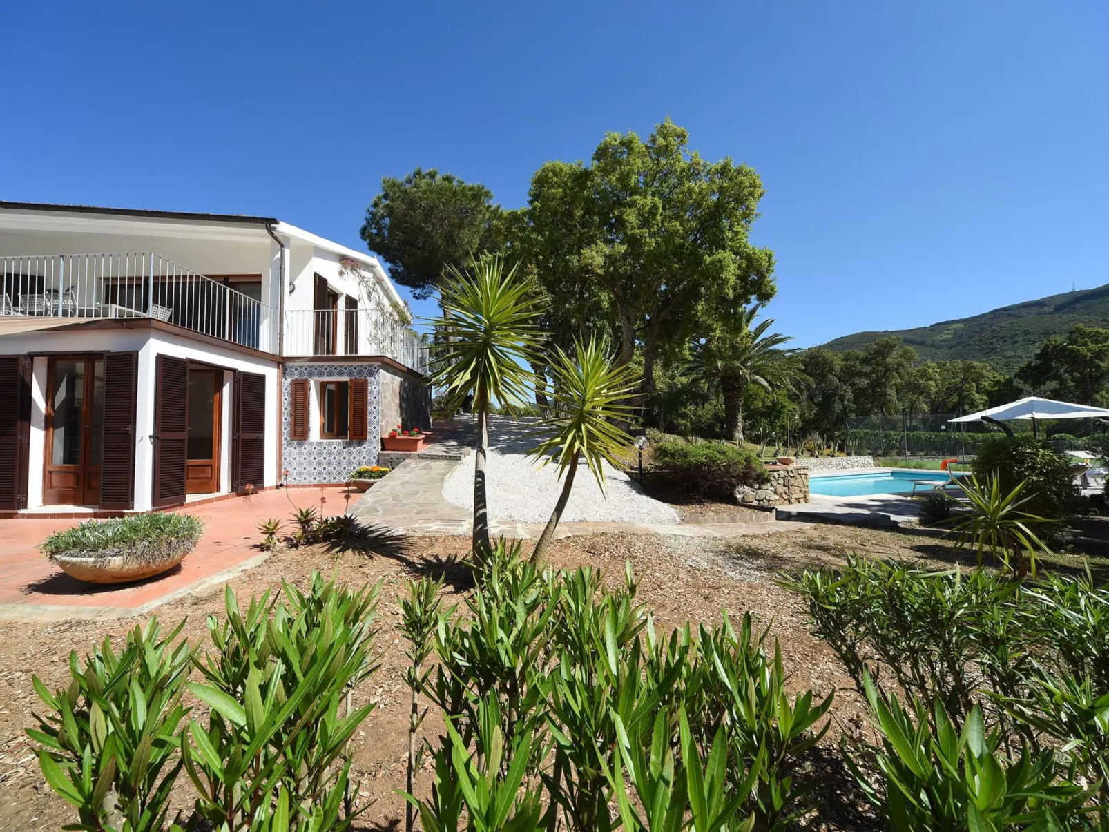 "Villa EnriMar" mit privatem Pool-Buiten
