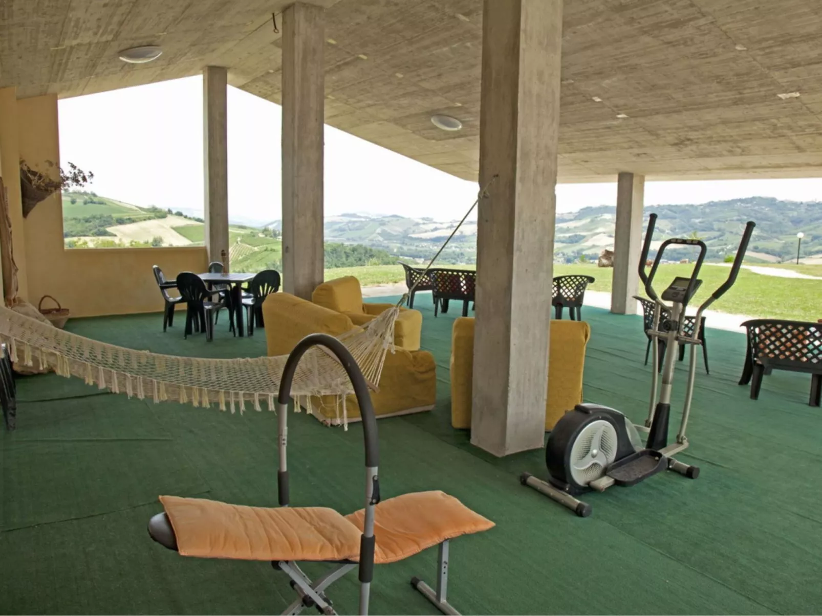 Villa mit privatem Pool und atemberaubender Aussicht-Binnen