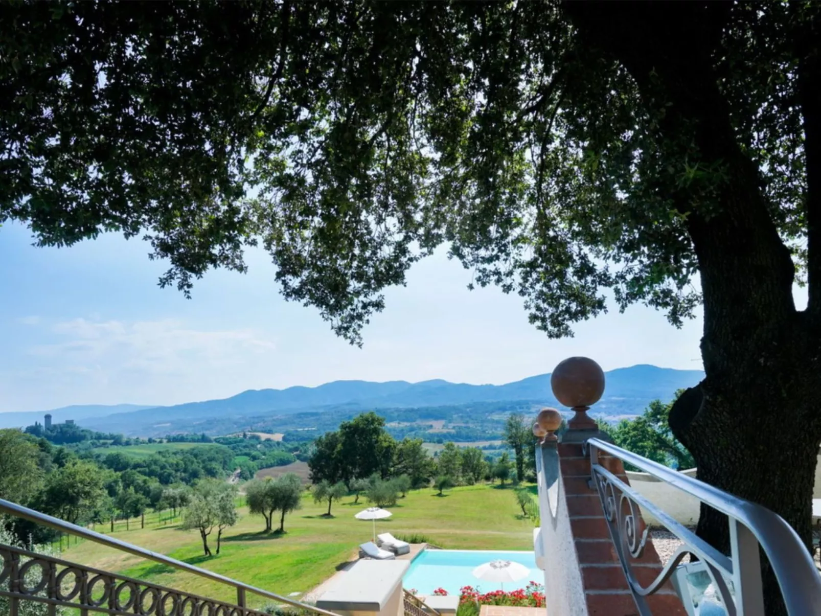 Luxuriöse Villa mit privatem Pool in der Nähe von Firenze-Buiten