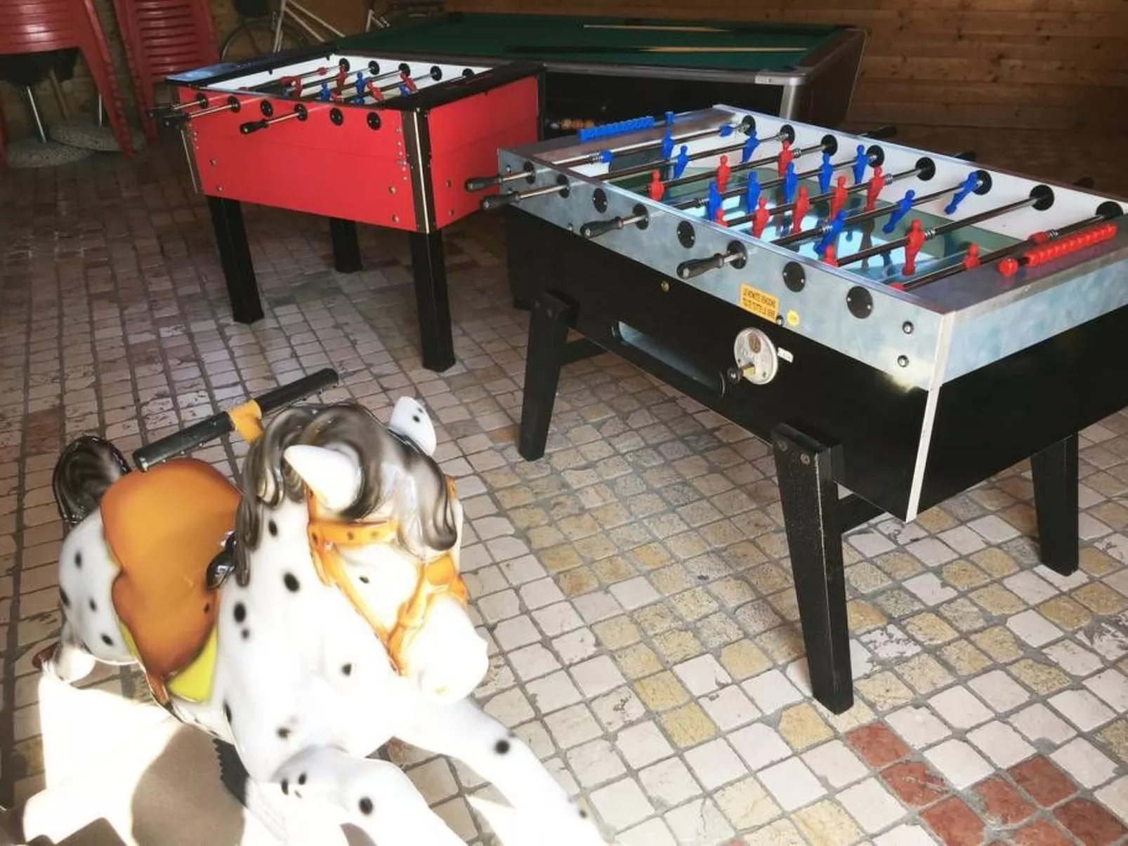 In Viareggio mit Gemeinschaftspool-Buiten