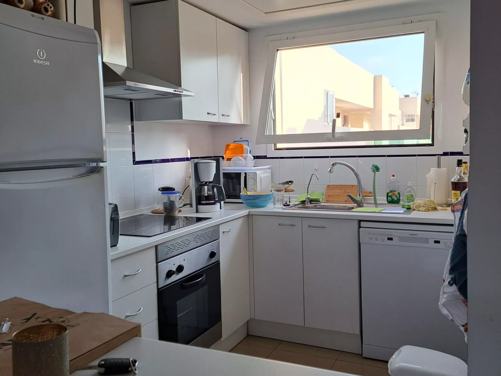 Schönes Appartement mit Grill, Pool und Terrasse-Binnen