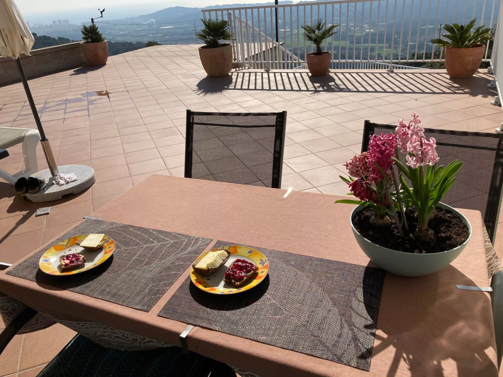 Gemütliches Ferienhaus mit Pool und Meerblick-Image-tags.info