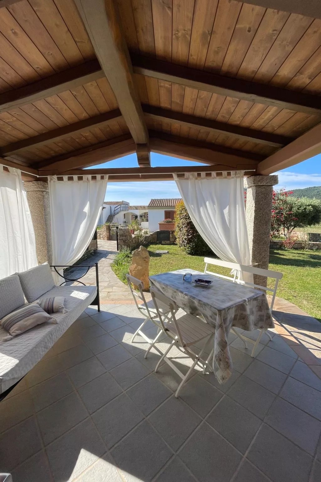 Haus 1 Kilometer vom Strand von Porto Ainu entfernt