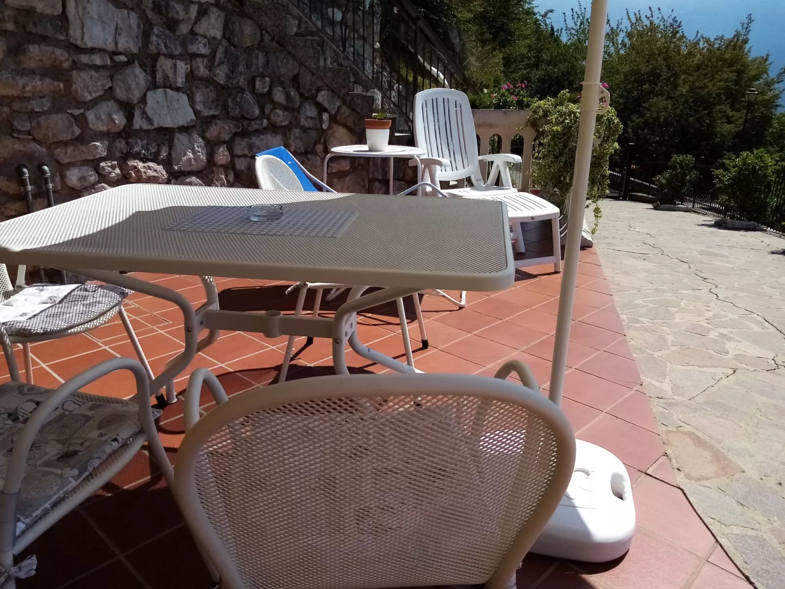 Wohnung 'Stella del Garda' - Buiten