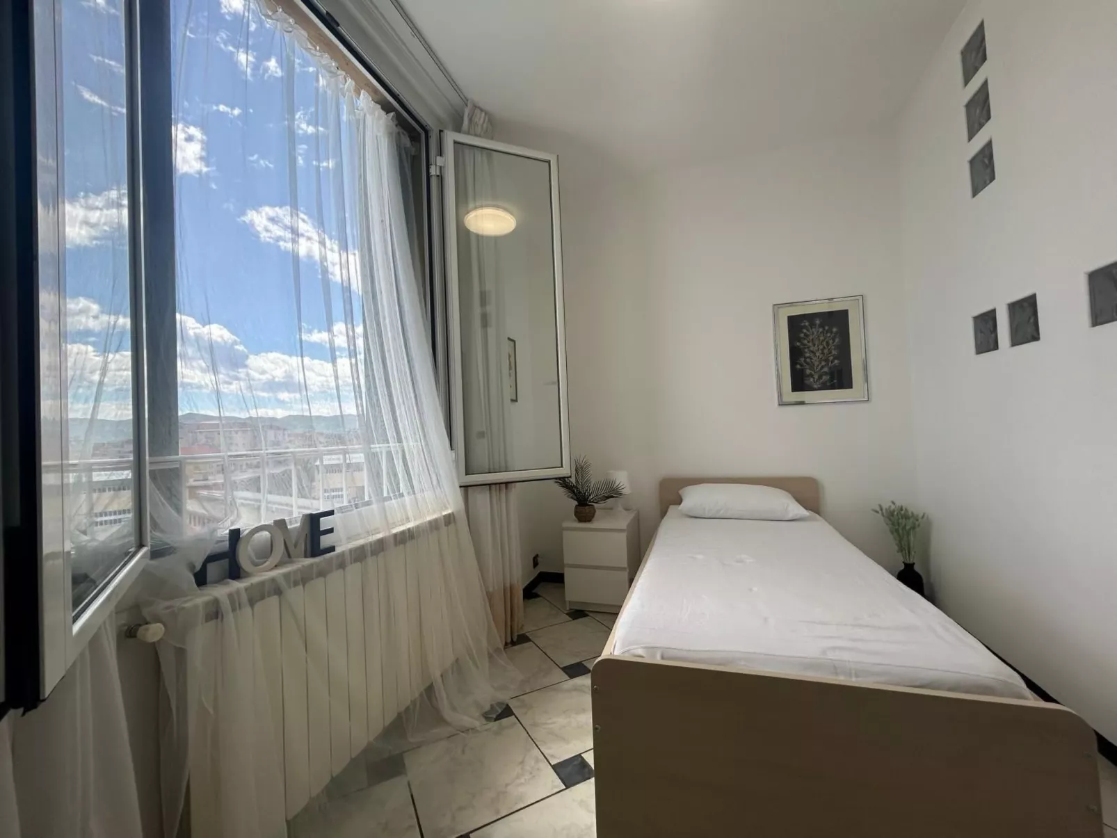 Il Cielo Con Un Dito by Holiday World-Binnen