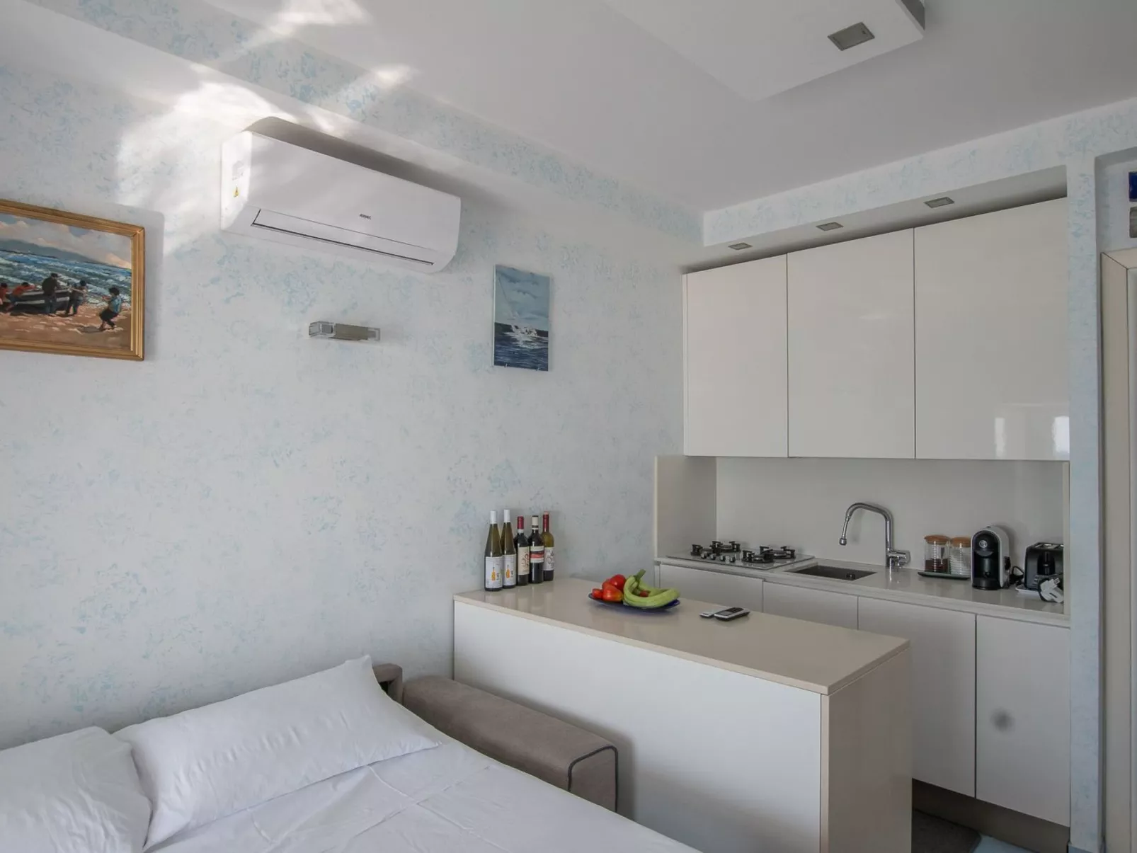 Alba Jachthafen-Binnen