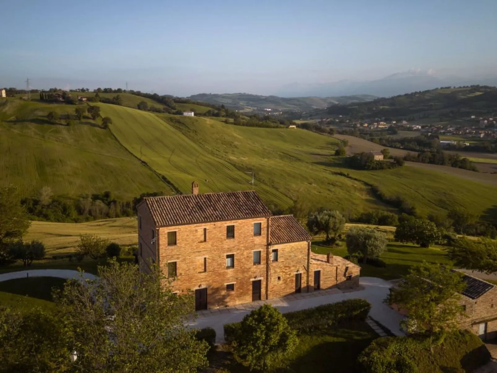 Villa mit privatem Pool und Wellnessbereich-Image-tags.info