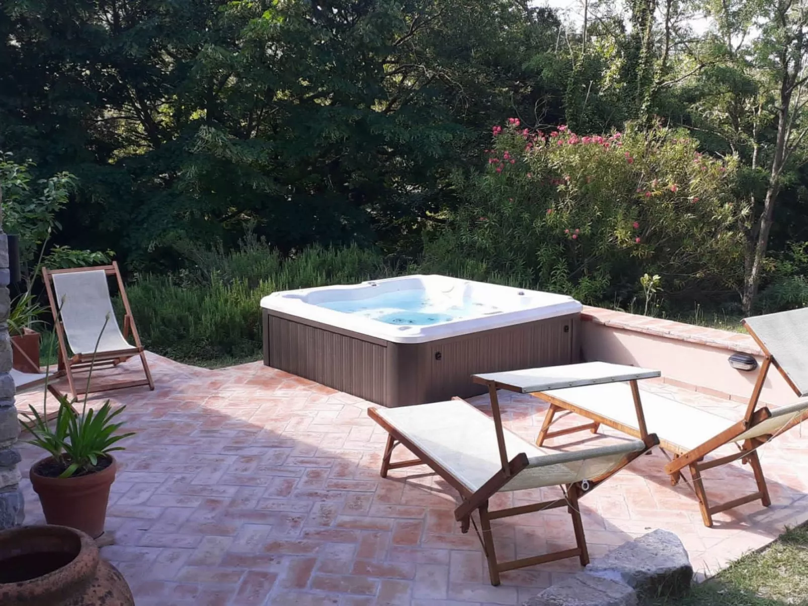 Wohnung 'Molino' mit Whirlpool-Buiten