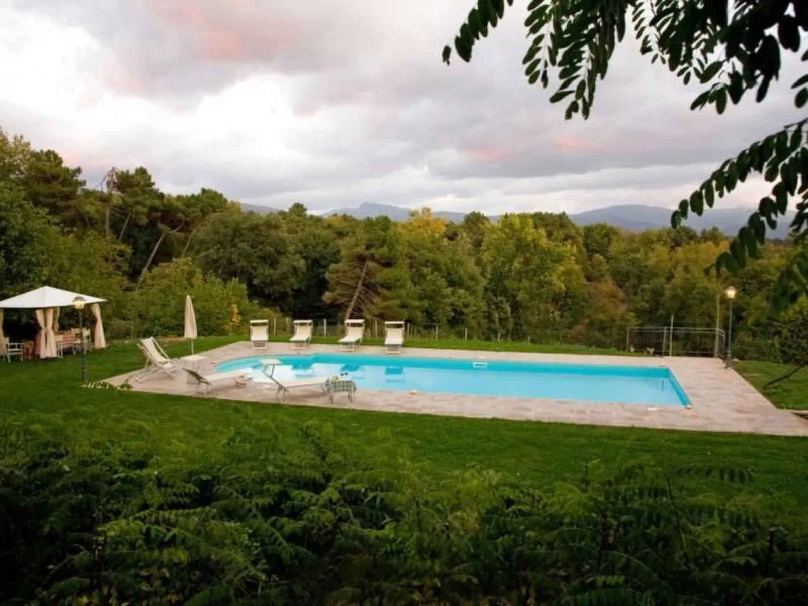 Villa Liz' Anwesen mit privatem Pool