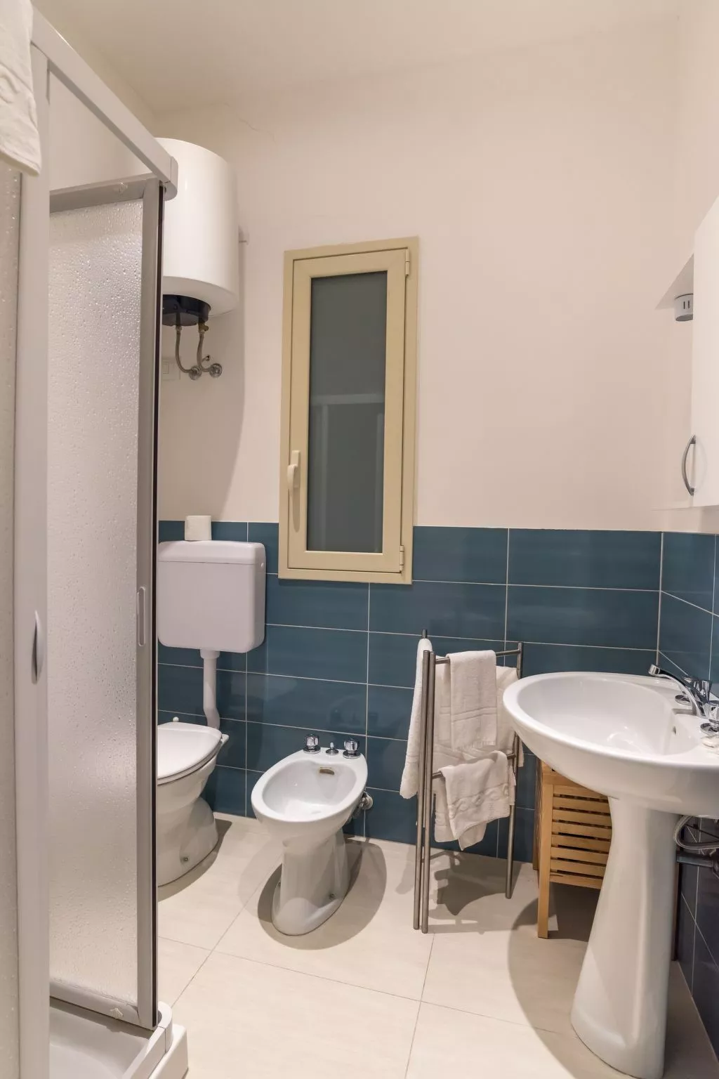 Talete, im Zentrum 40 m vom Strand entfernt-Binnen