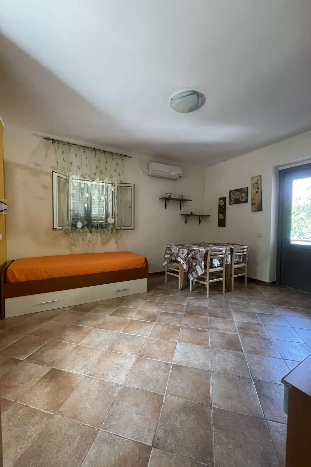 Carla für 4 Personen-Binnen