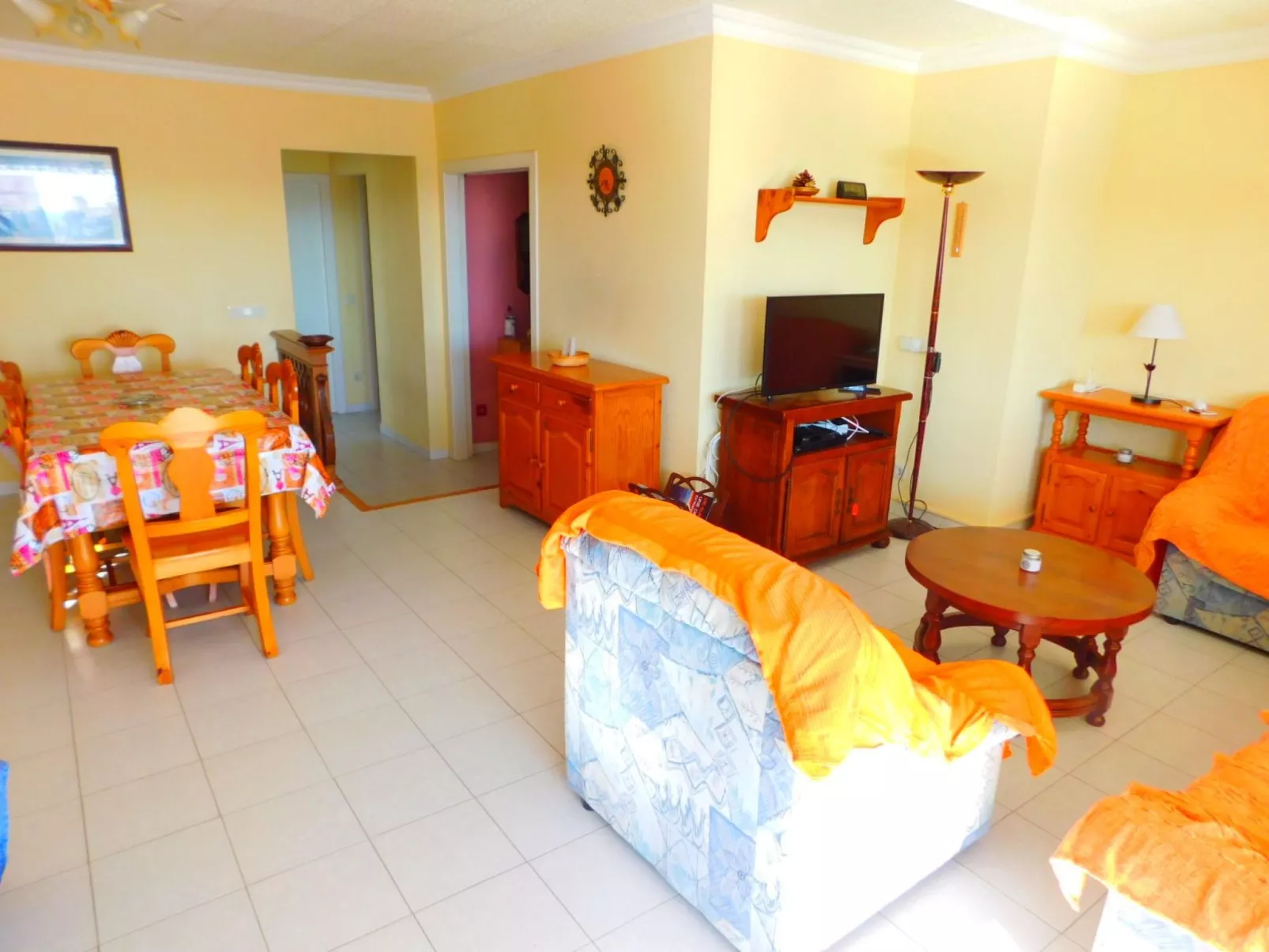 Ferienvermietung Penthouse mit schöner Terrasse 200m vom Strand Salatar, Roses-Binnen