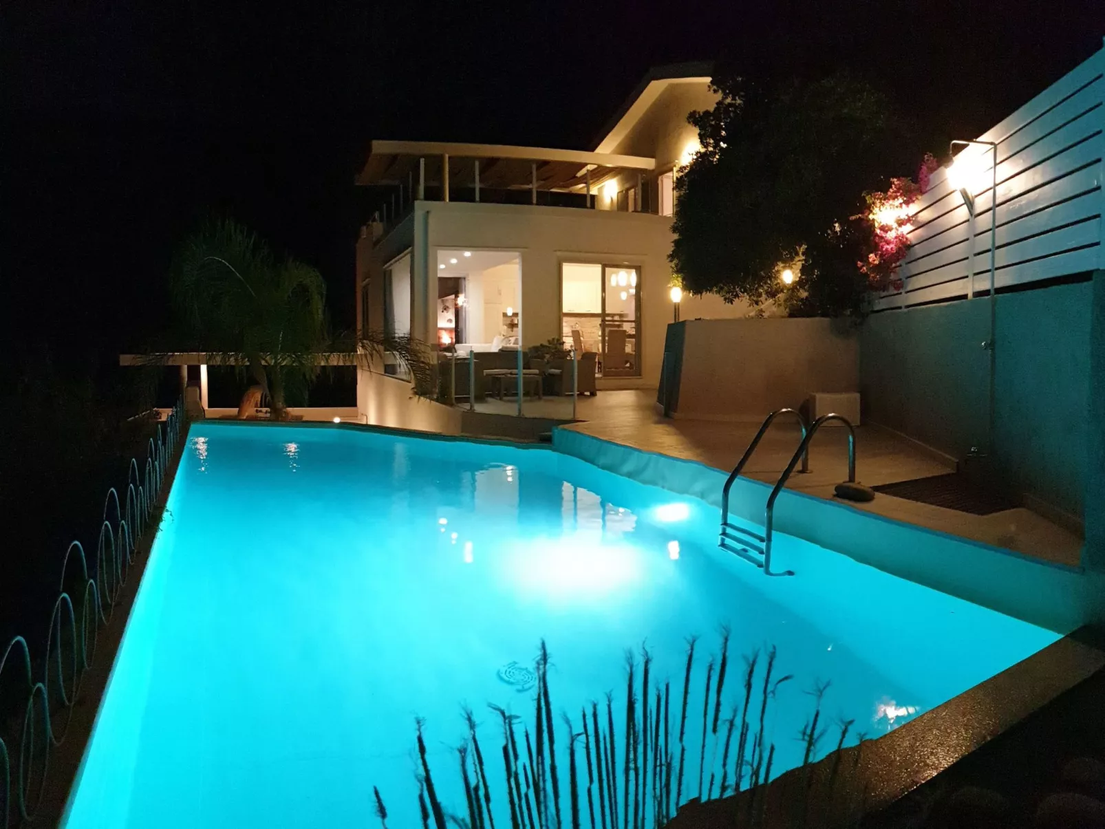 Villa la Vista - bis zu 6 Personen-Buiten