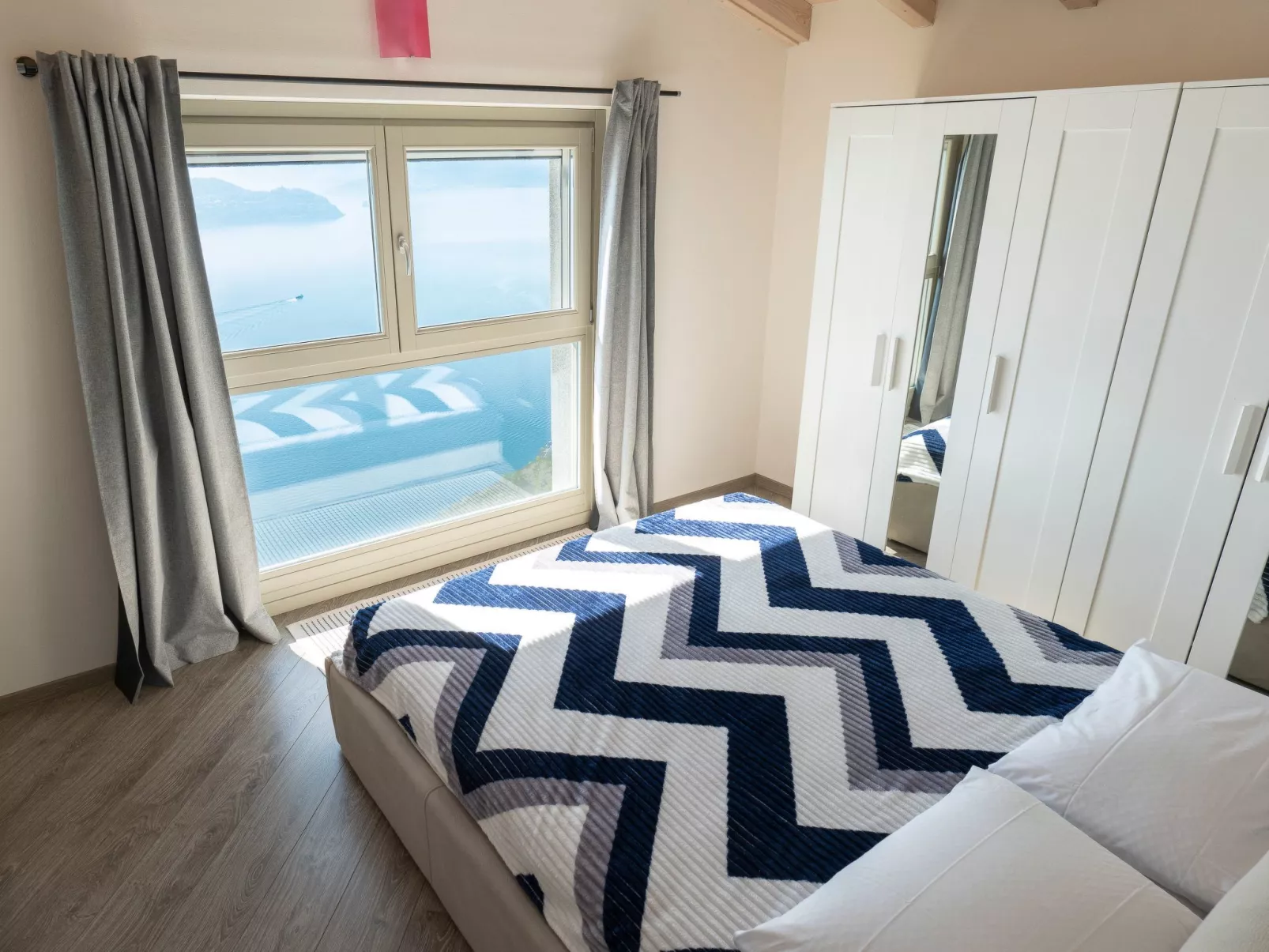 Cherubino 2", Dreizimmerwohnung mit Pool und Terrasse-Binnen