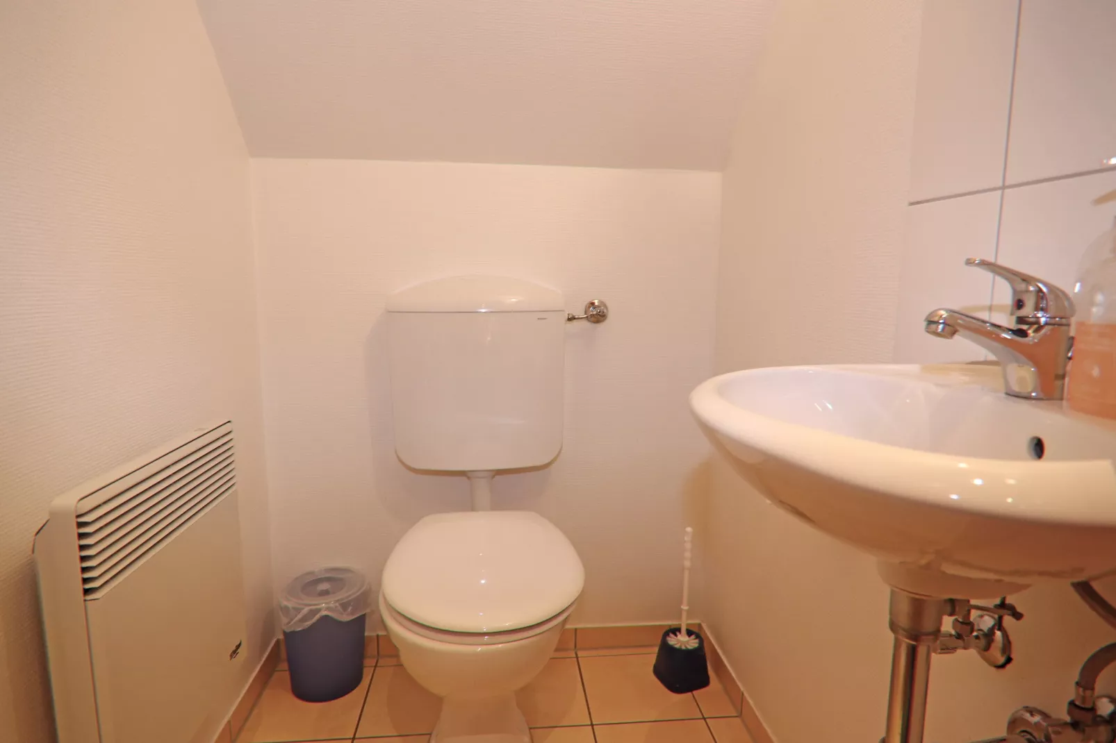 Sonnenblume 136 qm Haus Nr 22-Badkamer