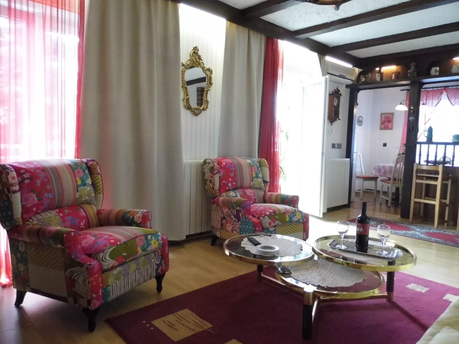 Wohnung in Radići mit geräumigem Balkon-Binnen