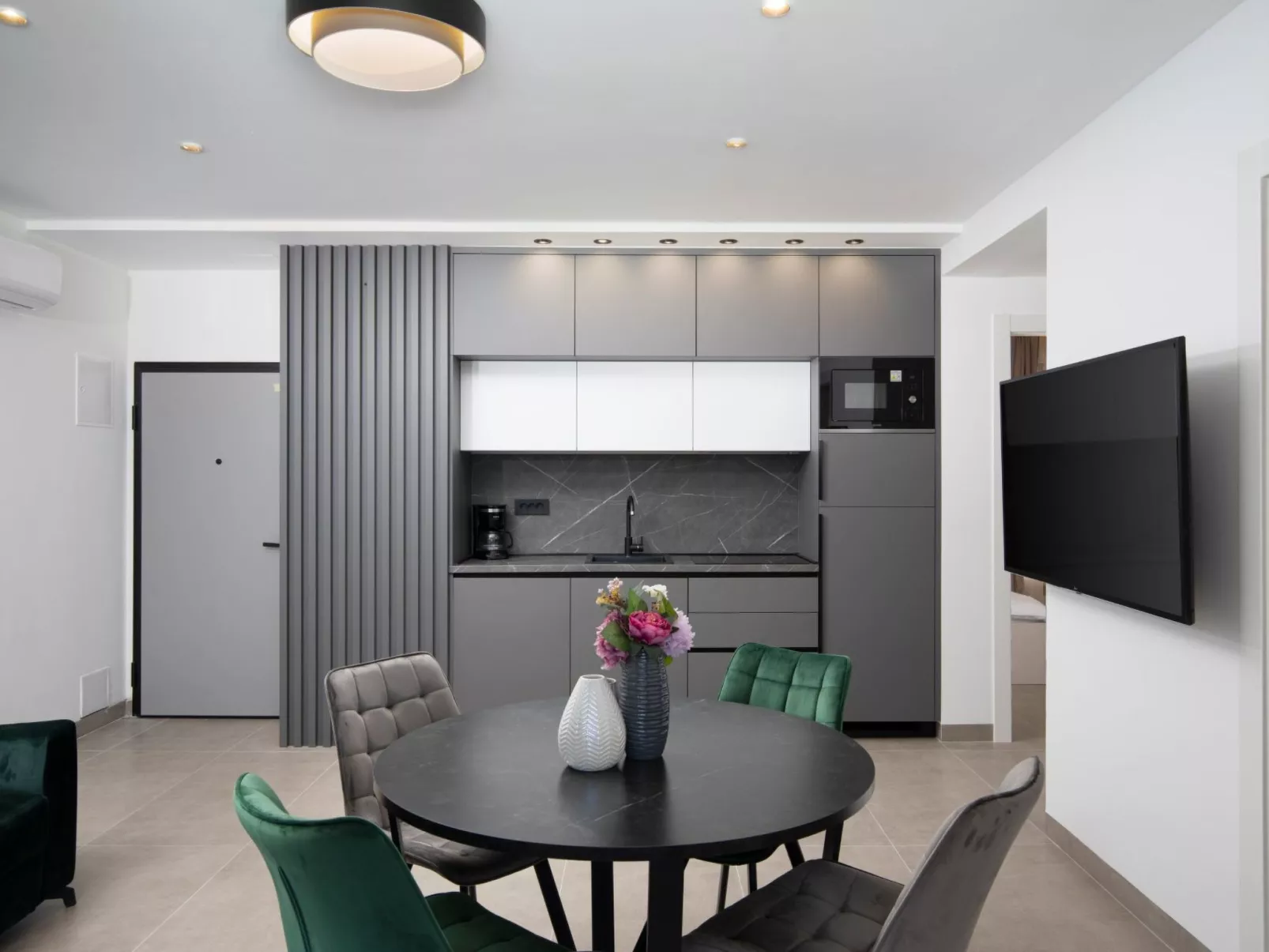 "Amore Bijeca - B6"-Binnen