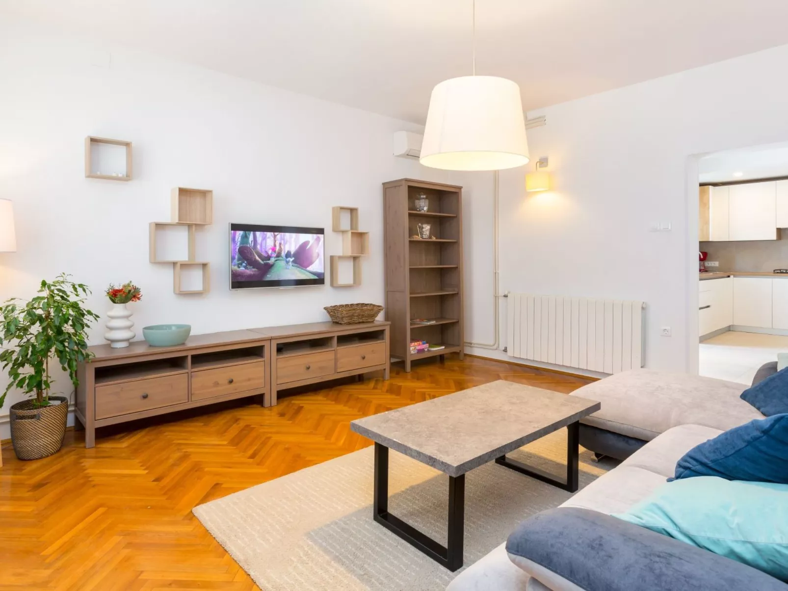 Tia, Wohnung mit Pool-Binnen