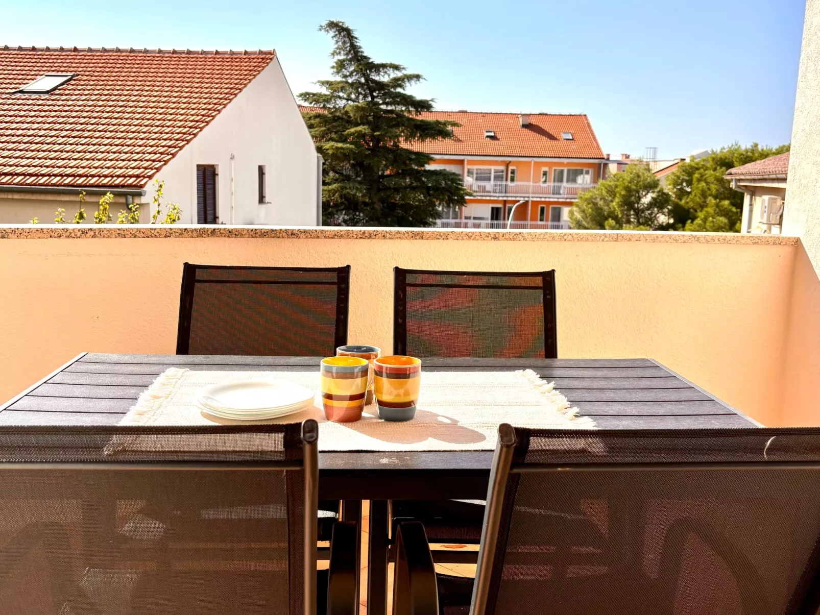 Wohnung mit Balkon und Meerblick