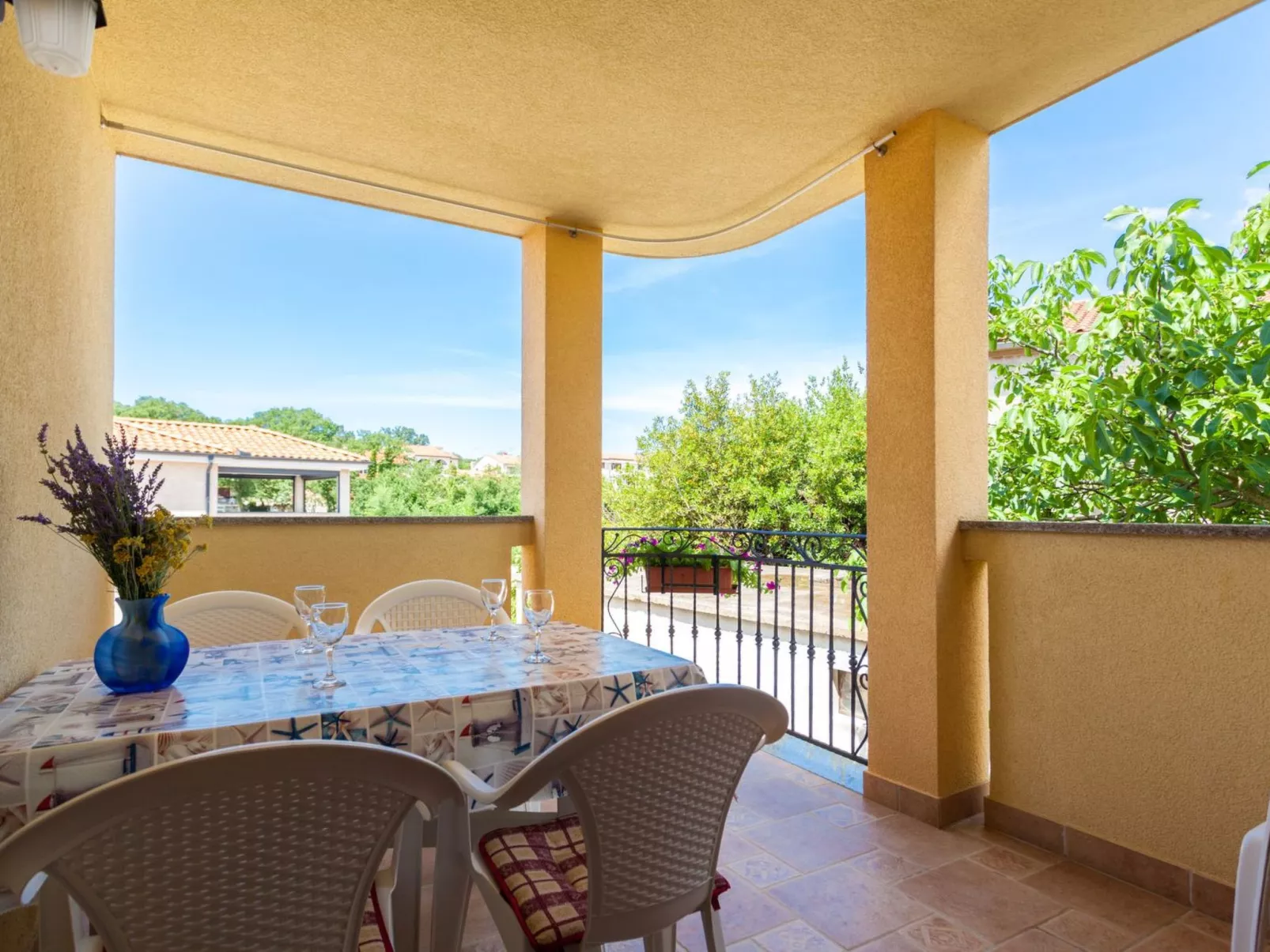 In der Nähe des Meeres, schöne und moderne Wohnung-Binnen