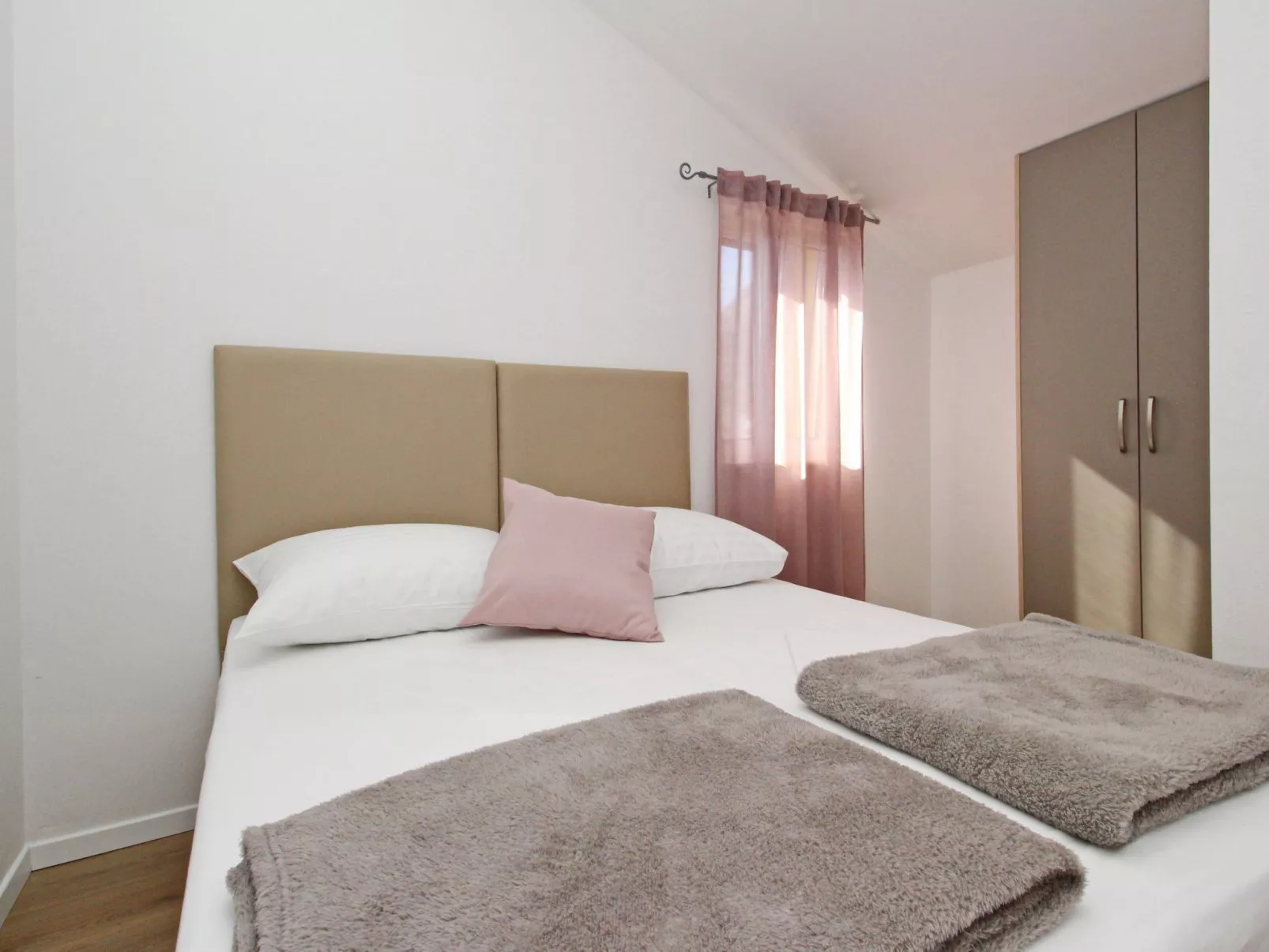 In Baška mit Eigenem Balkon-Binnen