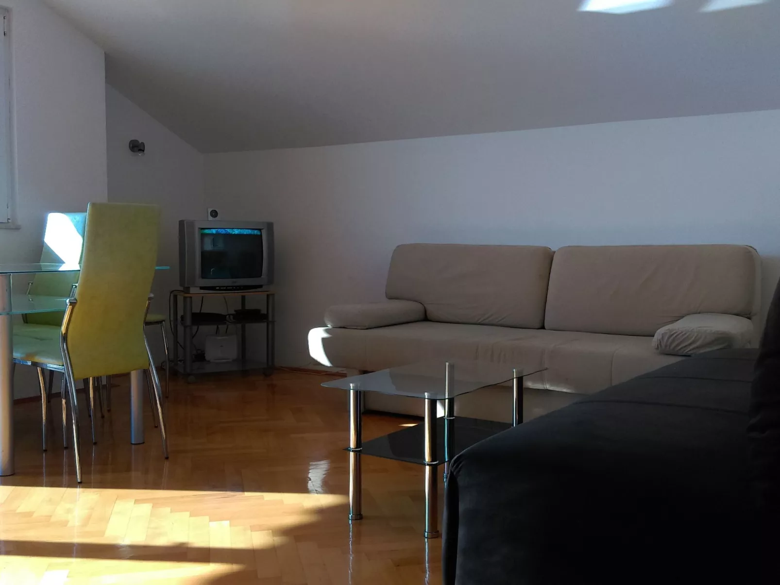 Wohnung mit Blick auf das Wasser-Binnen