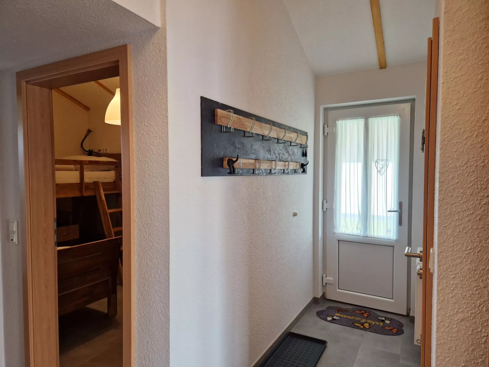 G8 freistehendes Ferienhaus mit Gartenhaus - Binnen