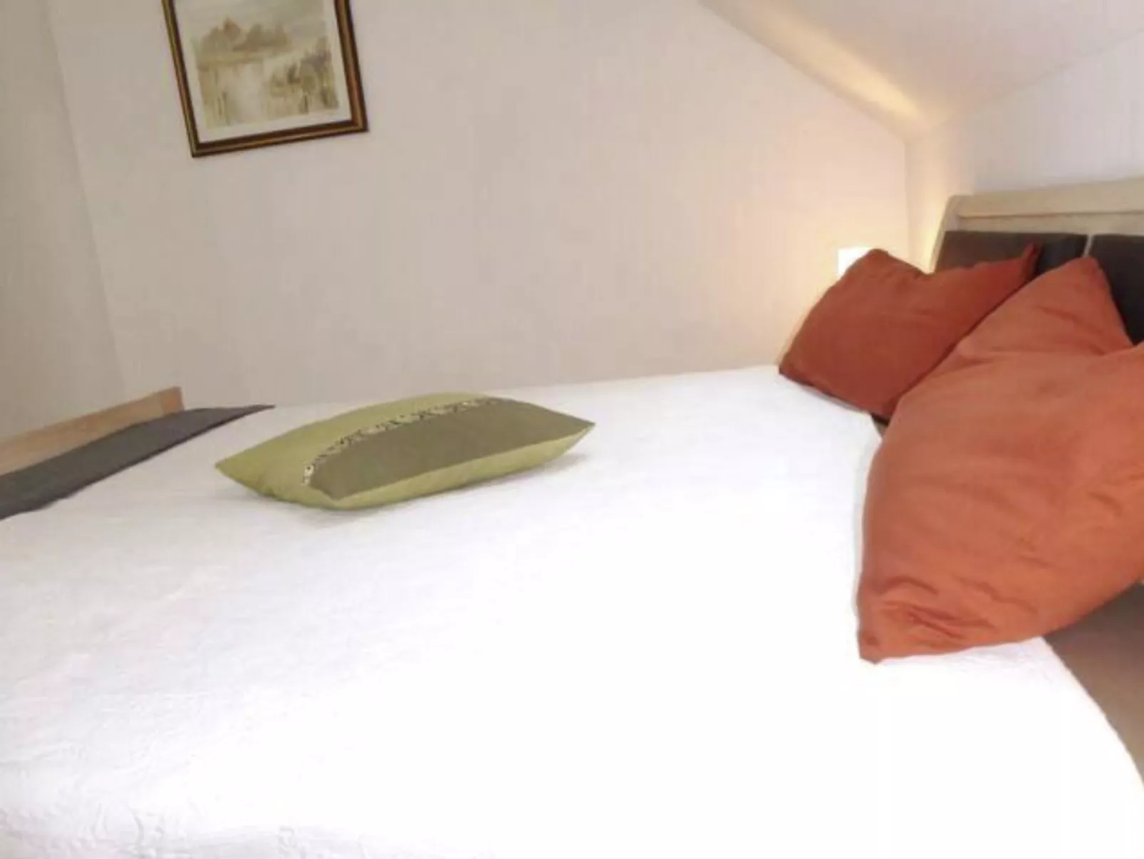 Wohung mit Balkon und Garten nahe Stadtgrenze-Binnen