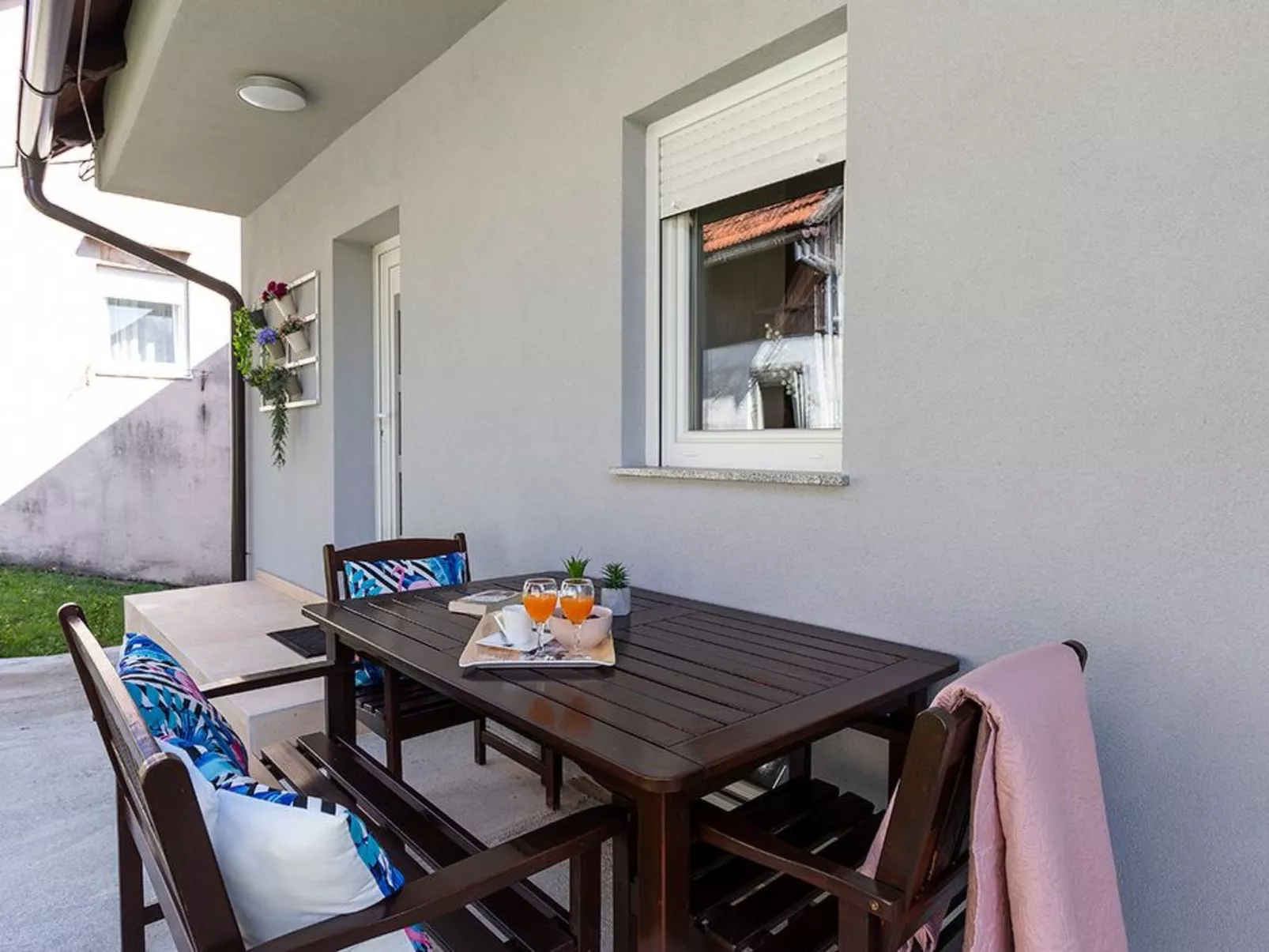 Anna in Lokve-Buiten