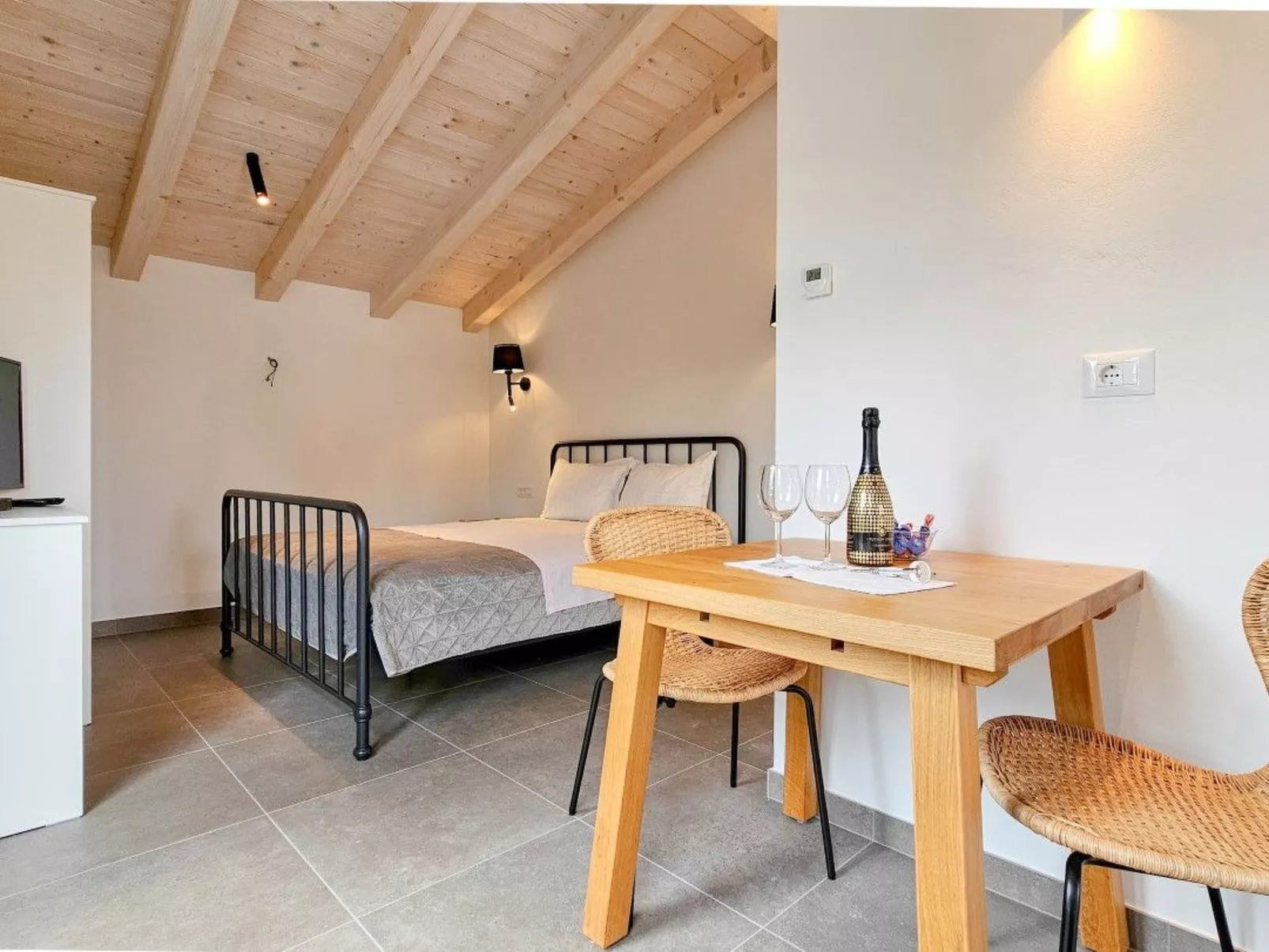 Studio-Apartment 100m vom Meer entfernt-Binnen