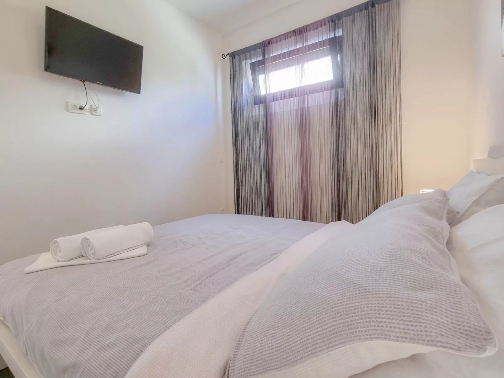 Für 4 Personen ca. 40 m&sup2; in Novigrad, Adriaküste Kroatien (Westküste von I-Binnen